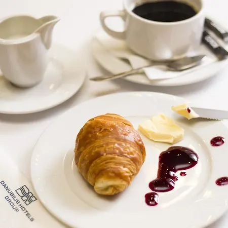 Hotell Danubius Flamenco 4*