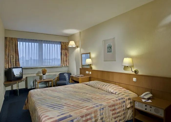 Danubius Flamenco Hotell 4*