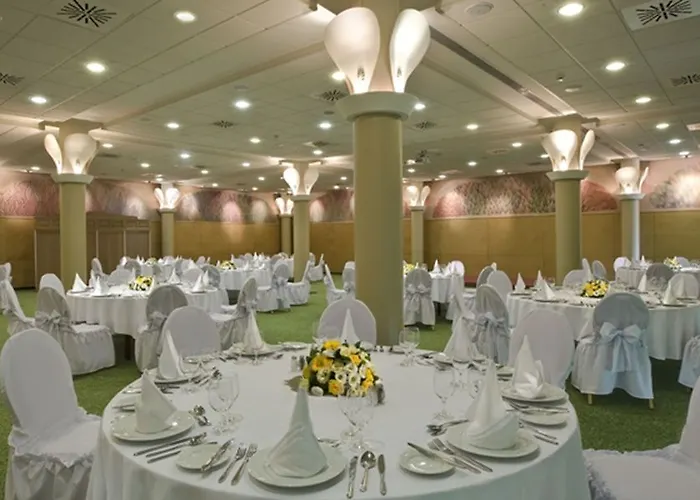 Hotel Danubius Flamenco 4*